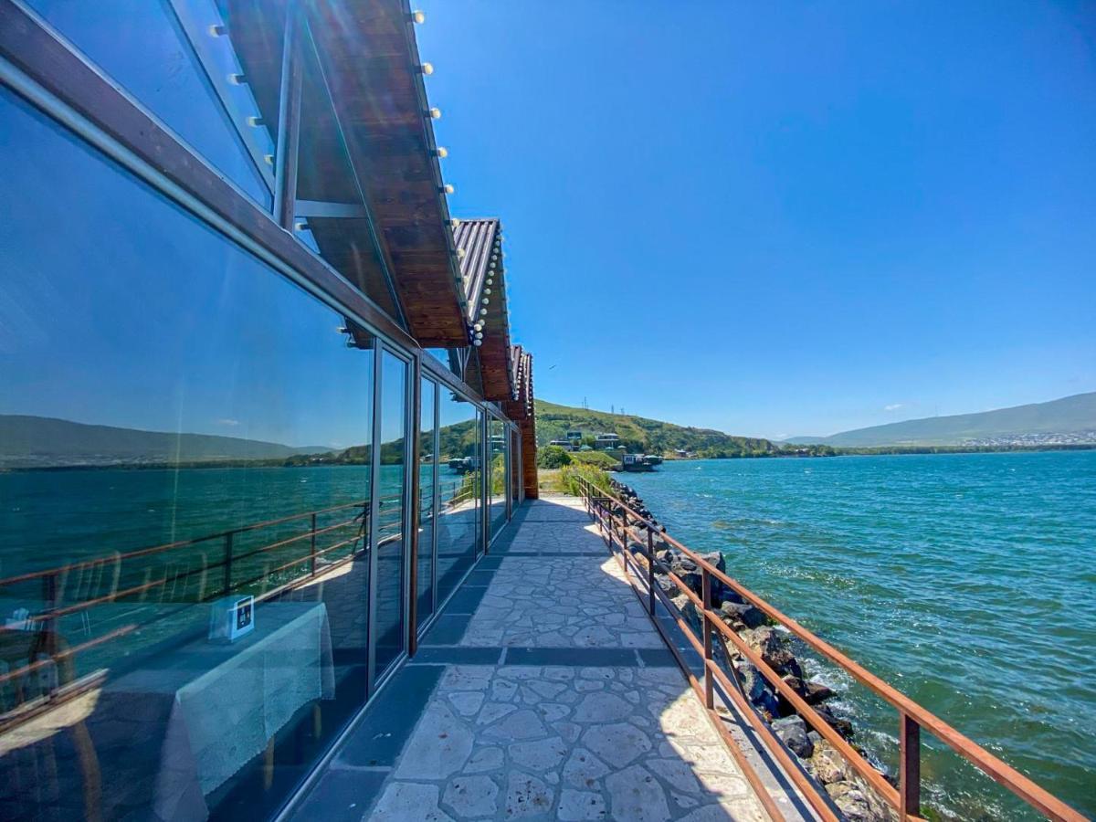 Elizabeth 68 - С Видом На Озеро И Горы By Garant Sevan Exterior foto